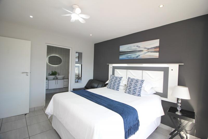 5 Bedroom Property for Sale in Reebok Western Cape
